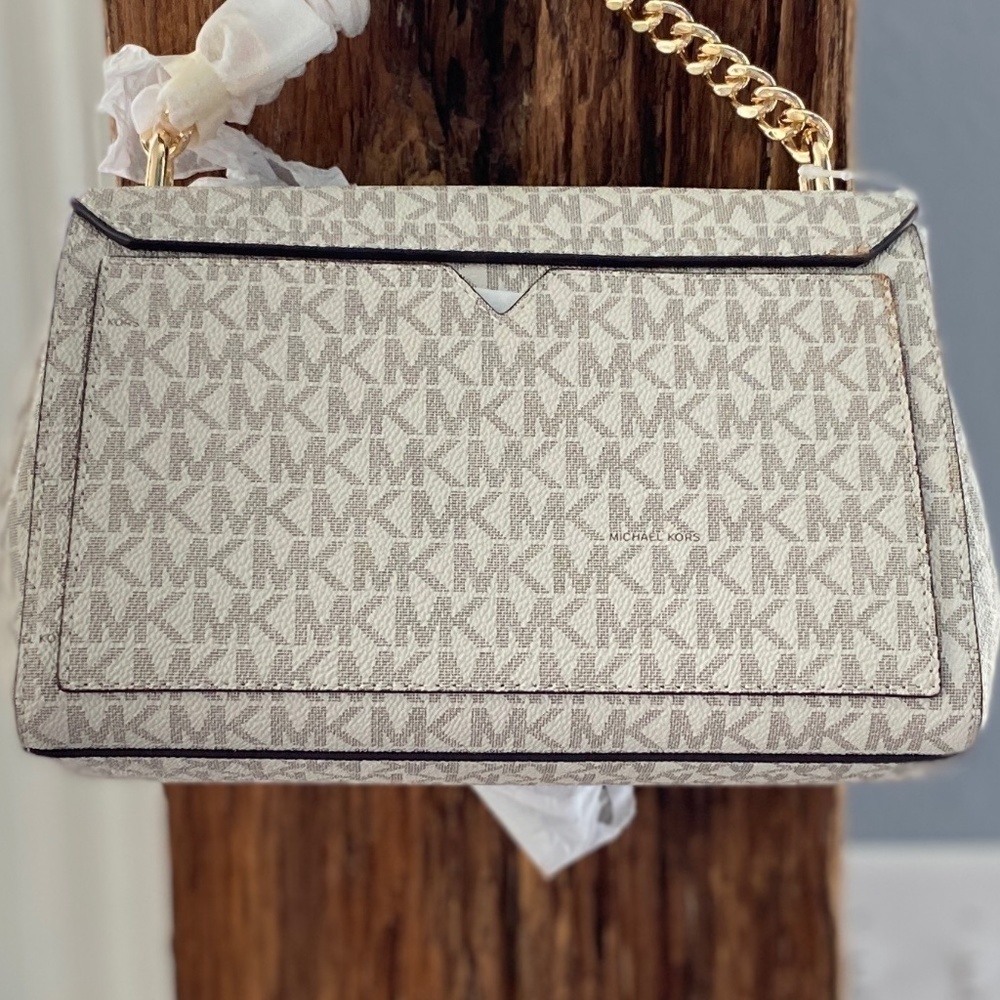 Michael Kors Medium Logo Crossbody. NWT - Picture 12 of 14